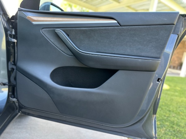 Used-2023-Tesla-Model-Y-Long-Range