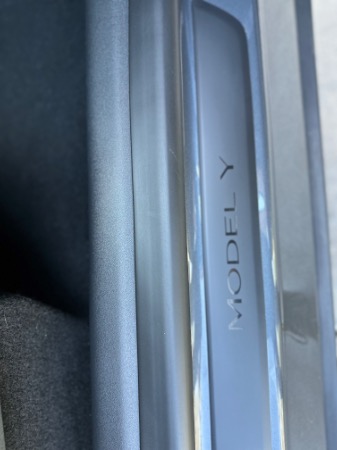 Used-2023-Tesla-Model-Y-Long-Range