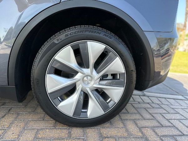 Used-2023-Tesla-Model-Y-Long-Range