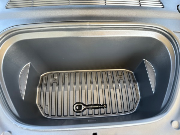 Used-2023-Tesla-Model-Y-Long-Range