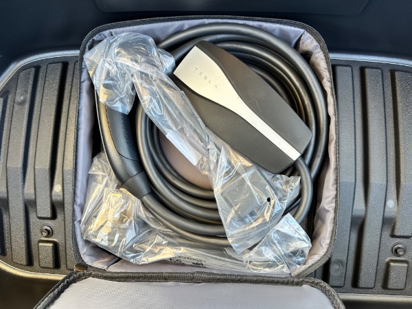 Used-2023-Tesla-Model-Y-Long-Range