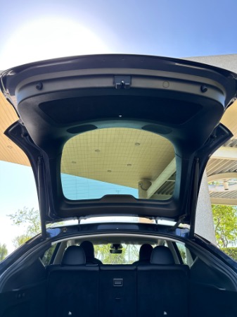 Used-2023-Tesla-Model-Y-Long-Range
