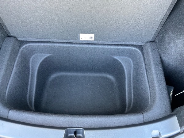 Used-2023-Tesla-Model-Y-Long-Range