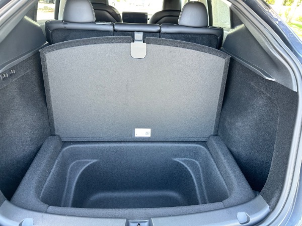 Used-2023-Tesla-Model-Y-Long-Range