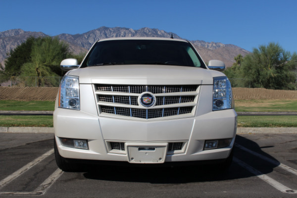 Used-2012-Cadillac-Escalade-Premium