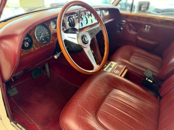 Used-1976-Rolls-Royce-Silvershadow