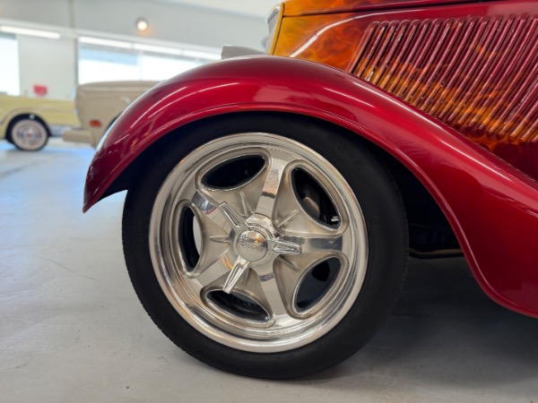 Used-1933-Ford-Phaeton-Resto-mod-Roadster