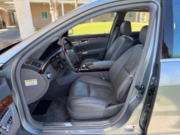 Used-2007-Mercedes-Benz-S-Class-S-550