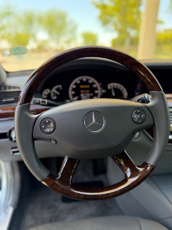 Used-2007-Mercedes-Benz-S-Class-S-550