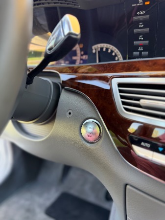 Used-2007-Mercedes-Benz-S-Class-S-550