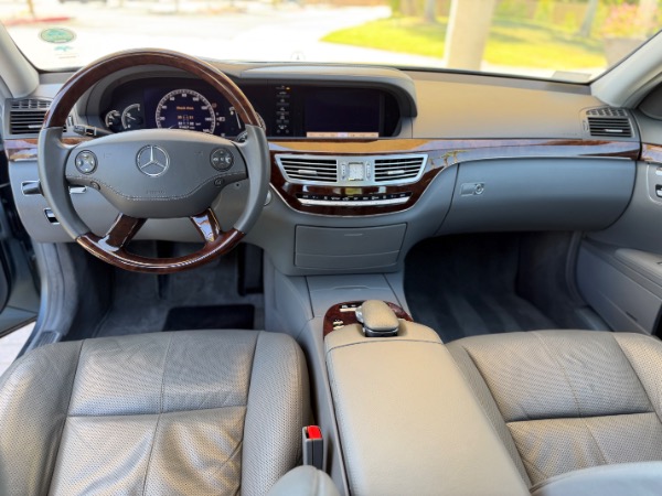 Used-2007-Mercedes-Benz-S-Class-S-550