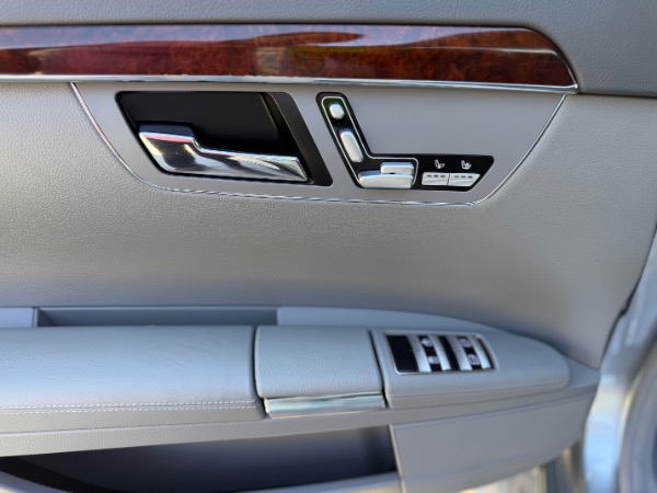Used-2007-Mercedes-Benz-S-Class-S-550