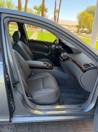Used-2007-Mercedes-Benz-S-Class-S-550