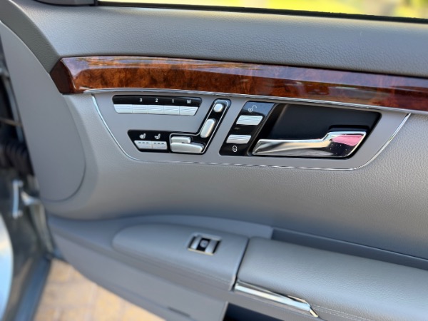 Used-2007-Mercedes-Benz-S-Class-S-550