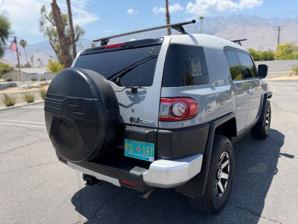 Used-2014-Toyota-FJ-Cruiser