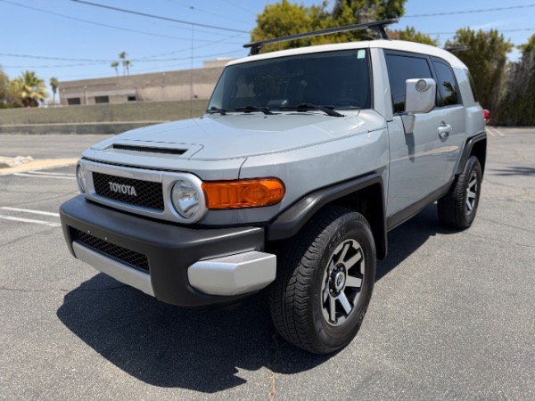 Used-2014-Toyota-FJ-Cruiser