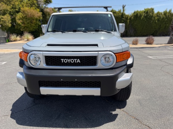 Used-2014-Toyota-FJ-Cruiser