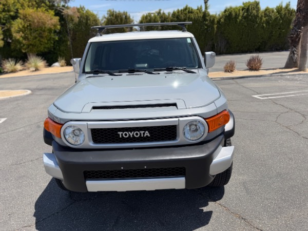 Used-2014-Toyota-FJ-Cruiser