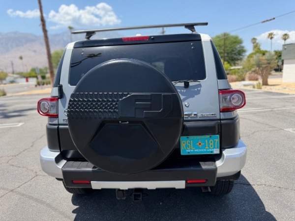 Used-2014-Toyota-FJ-Cruiser