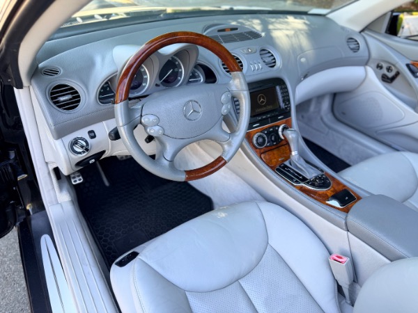 Used-2005-Mercedes-Benz-SL-Class-SL-500