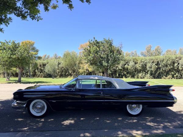 Used-1959-Cadillac-Deville-Series-62