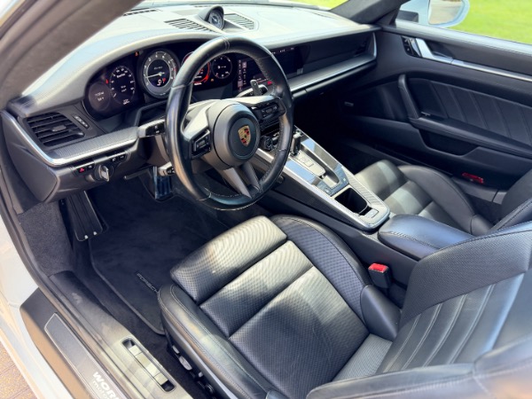 Used-2021-Porsche-911-Turbo