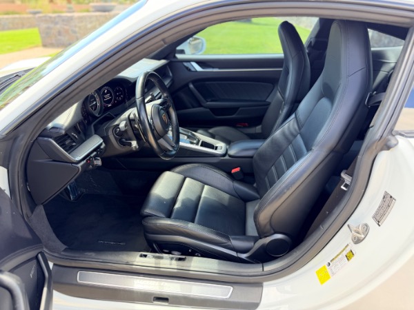 Used-2021-Porsche-911-Turbo