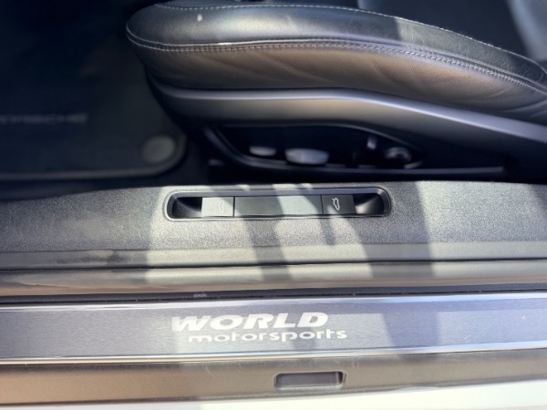 Used-2021-Porsche-911-Turbo