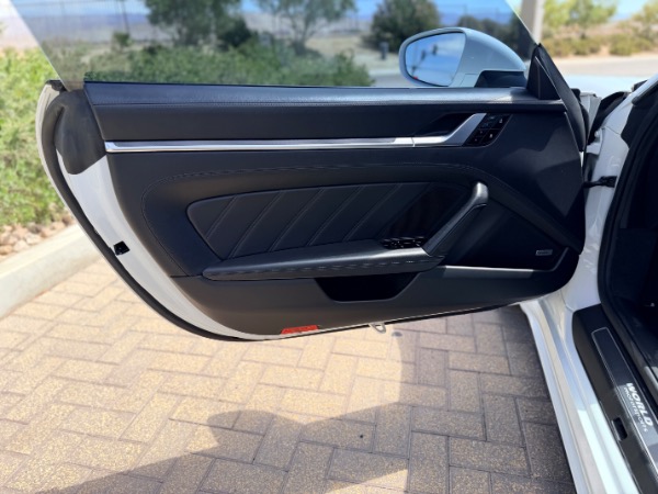 Used-2021-Porsche-911-Turbo