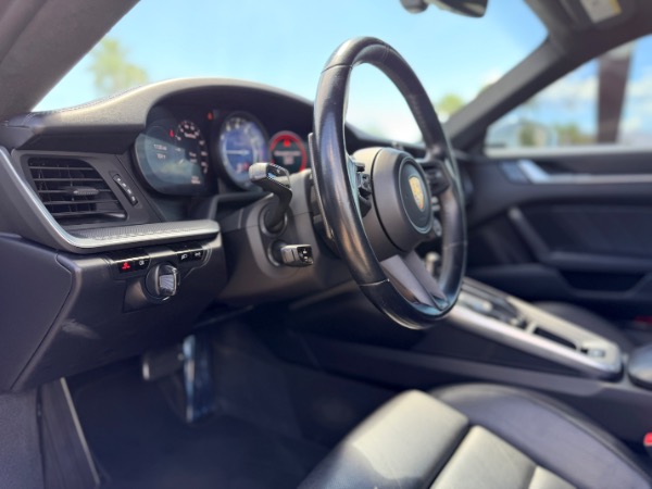 Used-2021-Porsche-911-Turbo