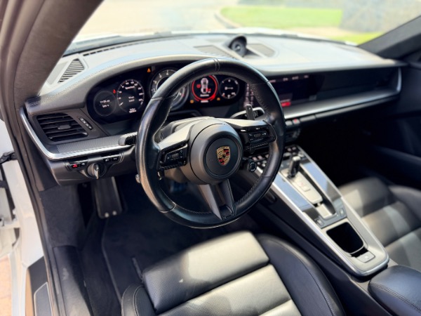 Used-2021-Porsche-911-Turbo