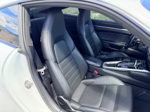 Used-2021-Porsche-911-Turbo