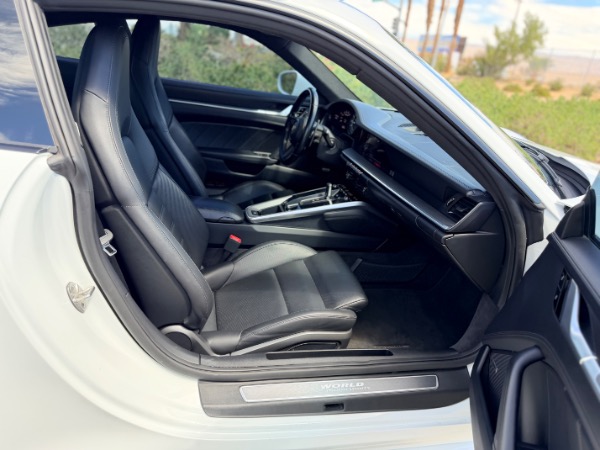 Used-2021-Porsche-911-Turbo