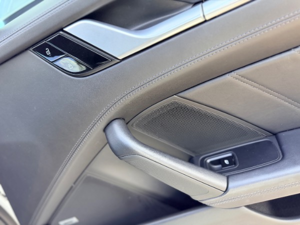 Used-2021-Porsche-911-Turbo