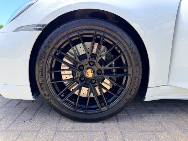 Used-2021-Porsche-911-Turbo
