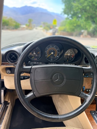 Used-1988-Mercedes-Benz-560-Class-560-SL