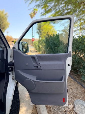 Used-1997-Volkswagen-EuroVan-Campmobile