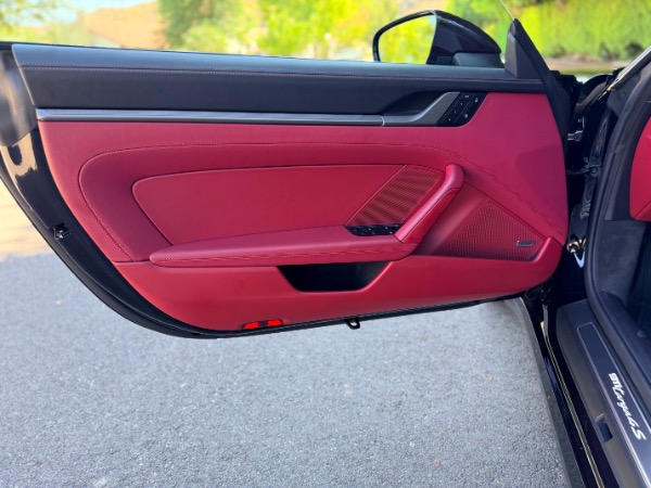 Used-2026-Porsche-911-Targa-4S