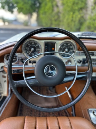 Used-1970-Mercedes-Benz-280SL