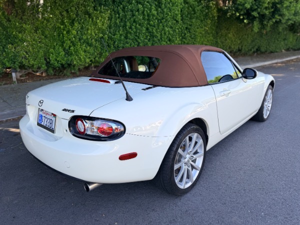 Used-2006-Mazda-MX-5-Miata