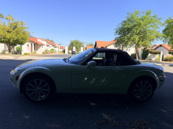Used-2006-Mazda-MX-5-Miata