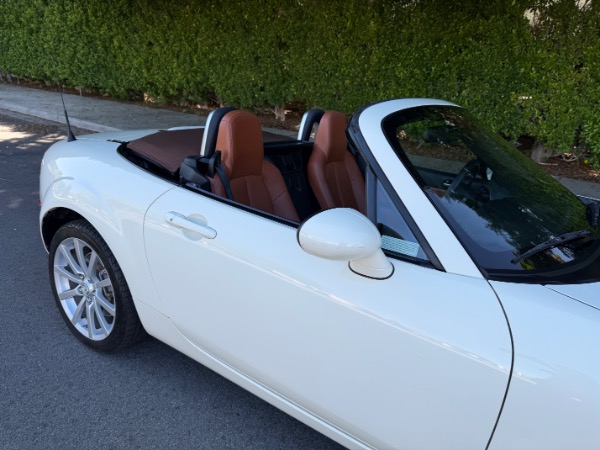 Used-2006-Mazda-MX-5-Miata