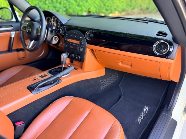 Used-2006-Mazda-MX-5-Miata