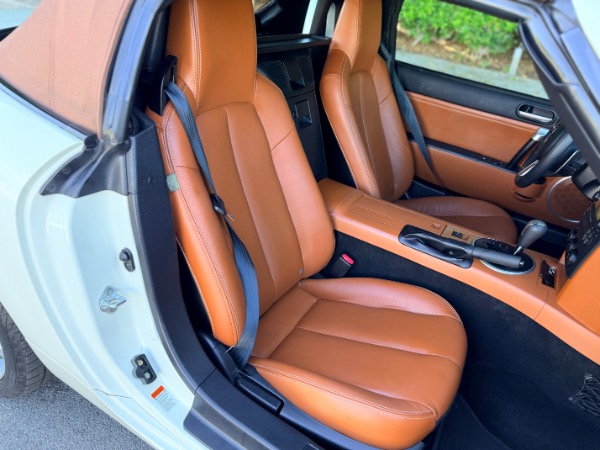 Used-2006-Mazda-MX-5-Miata