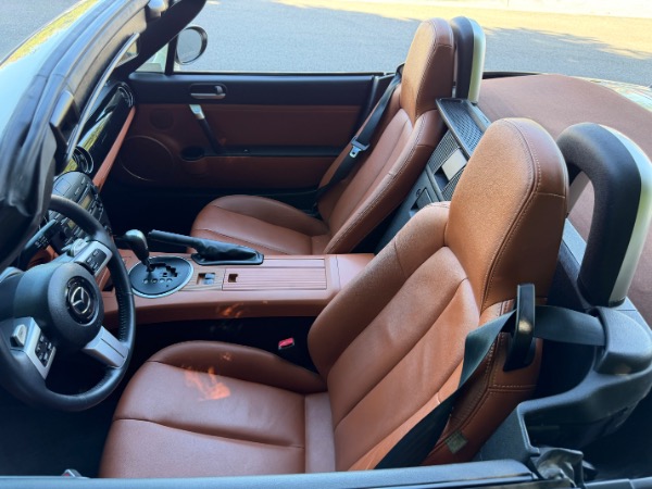 Used-2006-Mazda-MX-5-Miata