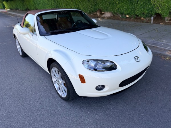 Used-2006-Mazda-MX-5-Miata