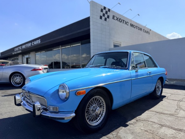 1972 MG B GT