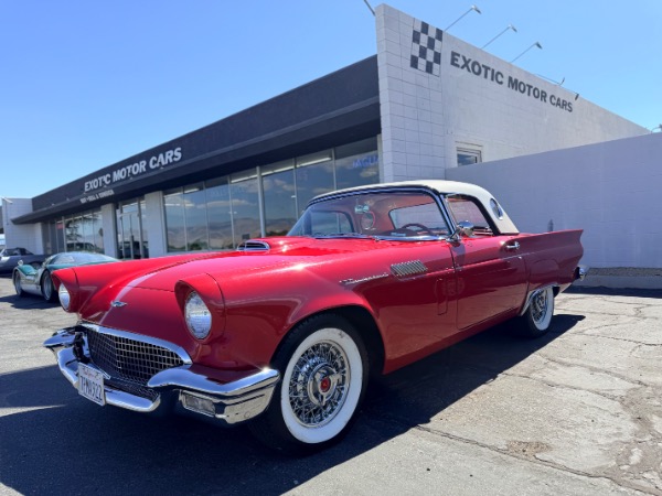 1957 Ford Thunderbird