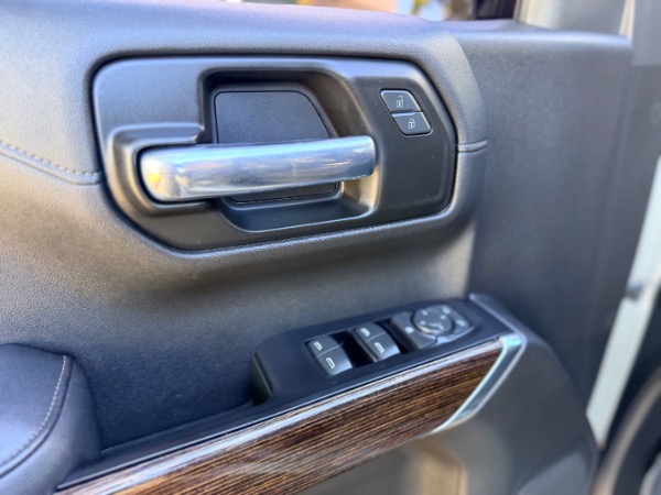 Used-2020-GMC-Sierra-1500-Elevation