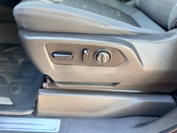 Used-2020-GMC-Sierra-1500-Elevation